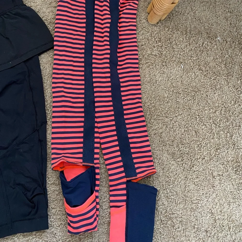 Lululemon bundle - Picture 2 of 5